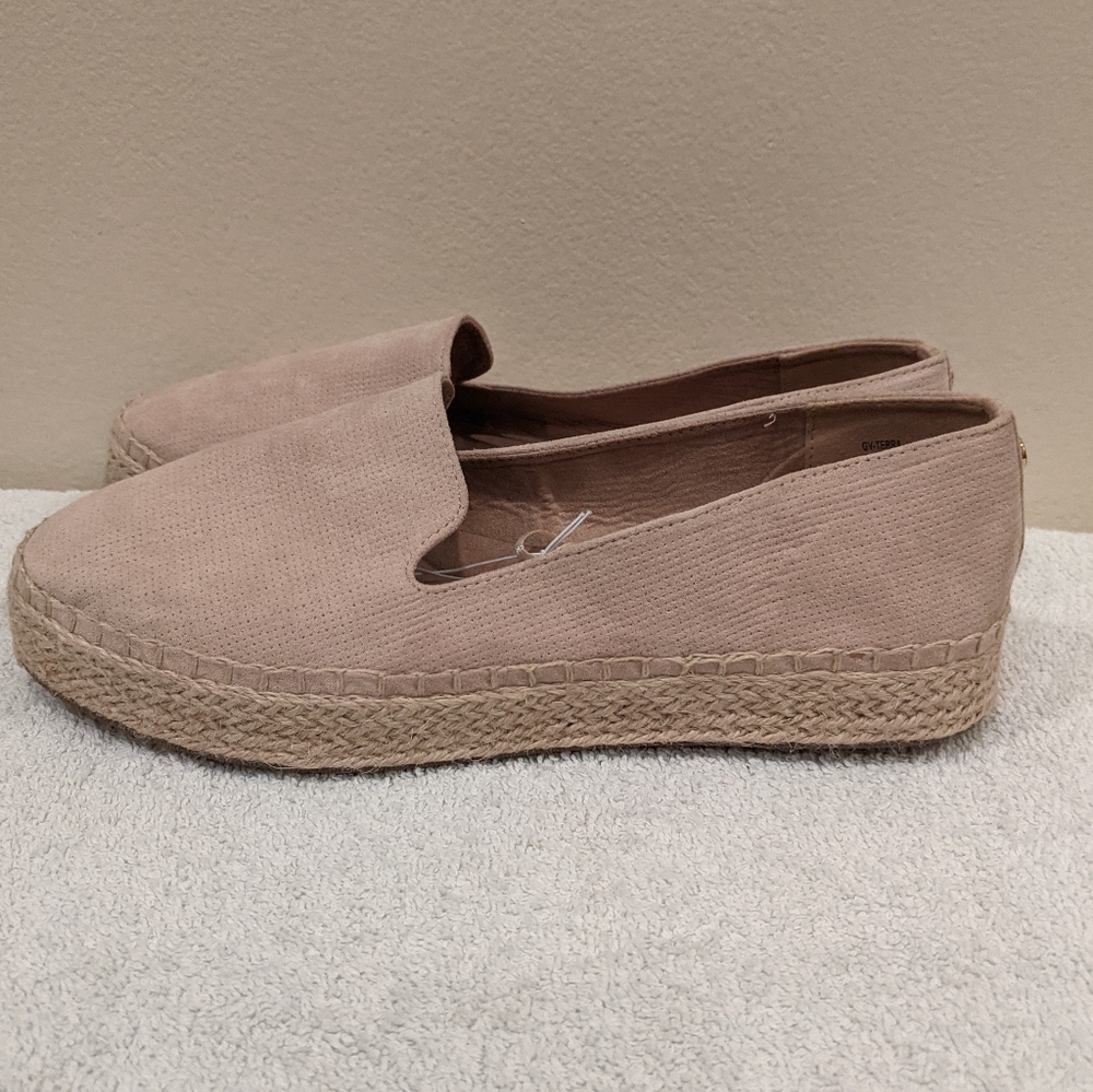 Gloria Vanderbilt Espadrilles Slip-ons 8.5/9 wide